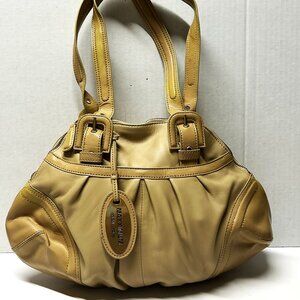 Maxximum New York tan oval purse